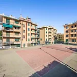 Διαμέρισμα Lisa's Stylish Floor Flat & Double Pool