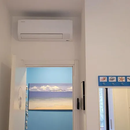 아파트 Lisa's Stylish Floor Flat & Double Pool 피에트라리구레