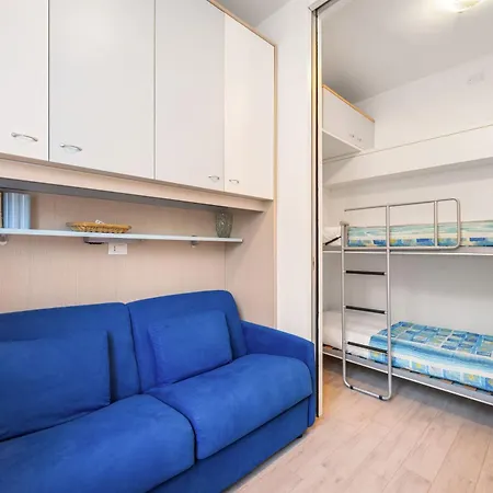 Lisa's Stylish Floor Flat & Double Pool 아파트 *