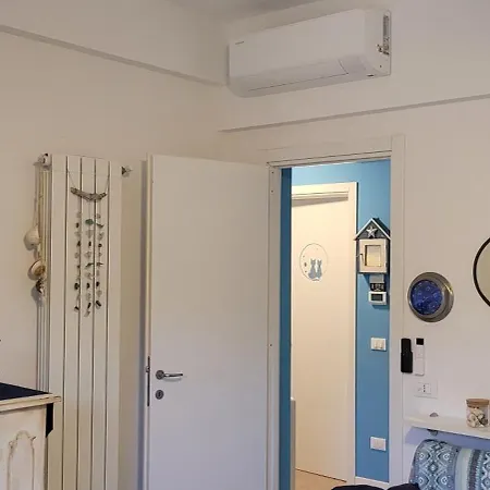 아파트 Lisa's Stylish Floor Flat & Double Pool 피에트라리구레