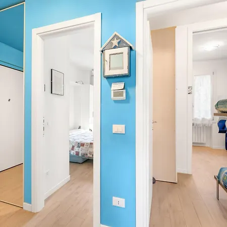 Lisa's Stylish Floor Flat & Double Pool Pietra Ligure